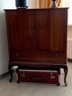 Tv kastje notenhout Queen Ann, Antiek en Kunst, Antiek | Meubels | Kasten, Ophalen
