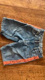 Korte broek 104, Ophalen of Verzenden, Zo goed als nieuw, Meisje, Broek