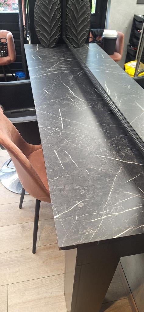 Kappersmeubel 200 x 42 x 83 met spiegel 180 x 75 en stoel