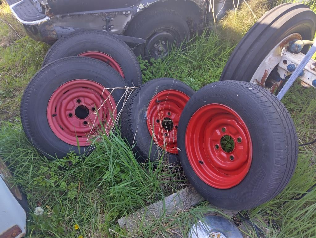 VW Kever 13 inch verbreed voor dragracen, Ophalen