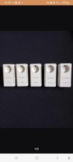 5 x KPN stroomnet netwerkadapters, Computers en Software, Netwerk switches, Ophalen of Verzenden