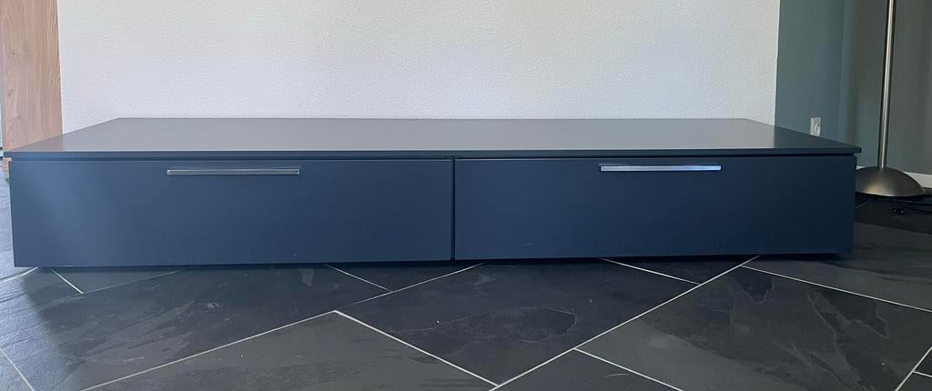 Lage tv kast italiaans design van de serie Lentini, Huis en Inrichting, Ophalen, 150 tot 200 cm, Zo goed als nieuw, Minder dan 100 cm