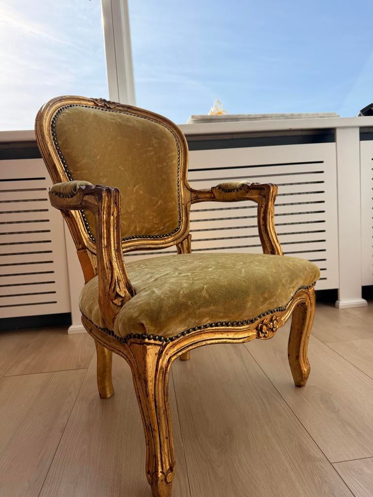 Barok kinderstoel in goud en fluweel, Ophalen