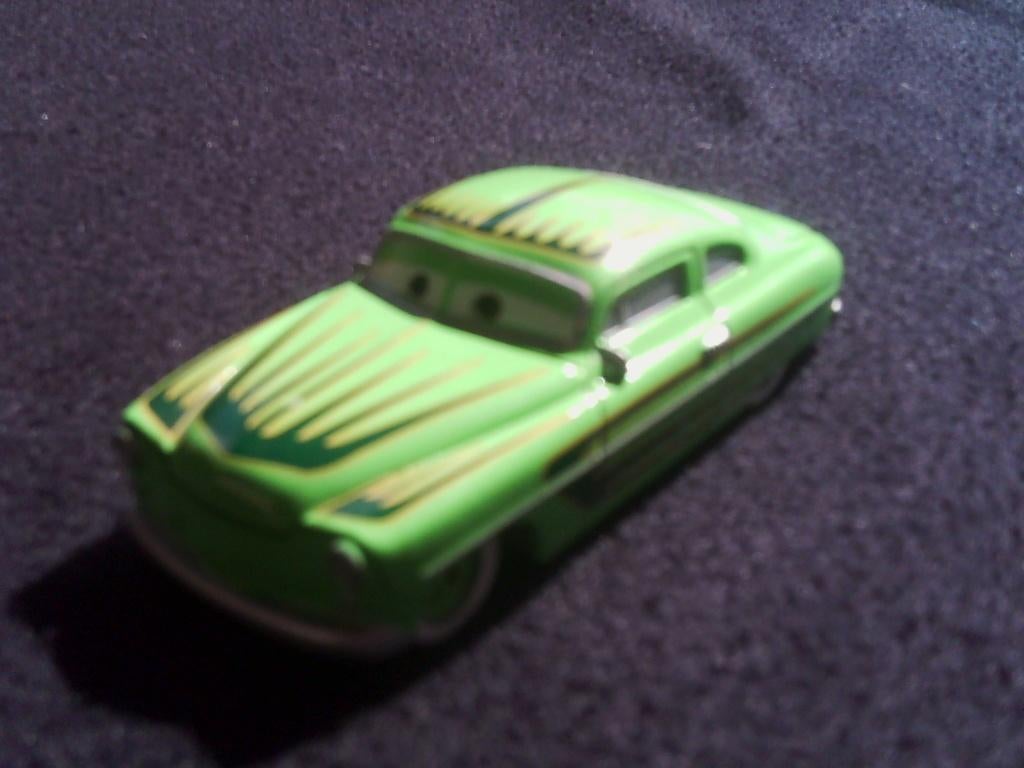 Disney Cars Auto's       Edwin Kranks, Kinderen en Baby's, Speelgoed | Speelgoedvoertuigen, Ophalen of Verzenden, Zo goed als nieuw