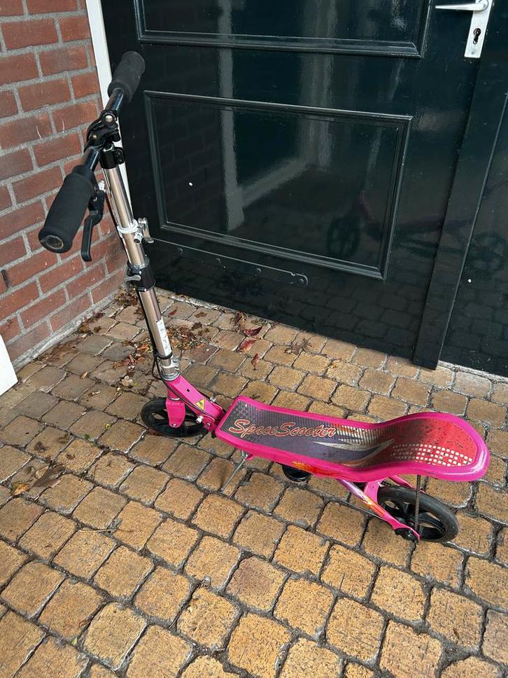Space Scooter roze, Fietsen en Brommers, Steps, Gebruikt, Gewone step, Ophalen