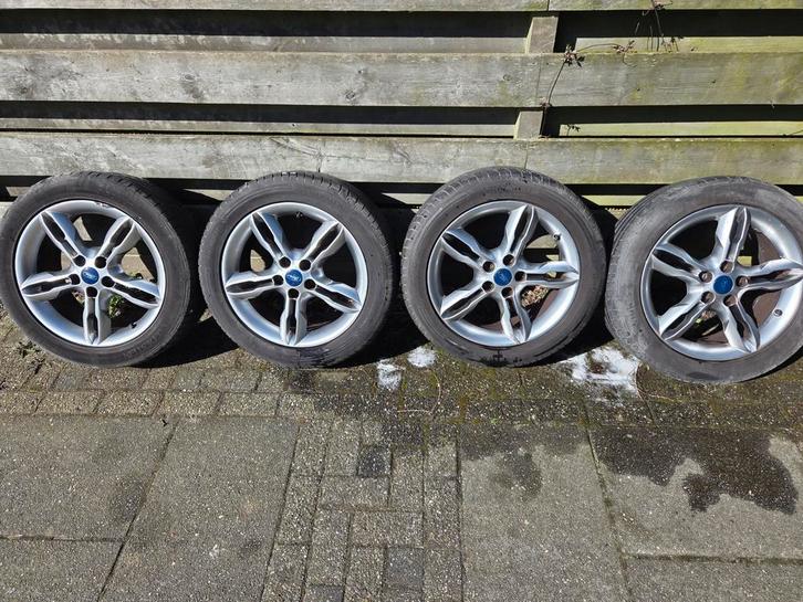 Ford 17 inch velgen met Vredestein banden, Auto-onderdelen, Banden en Velgen, Banden en Velgen, Zomerbanden, 17 inch, 215 mm, Personenwagen