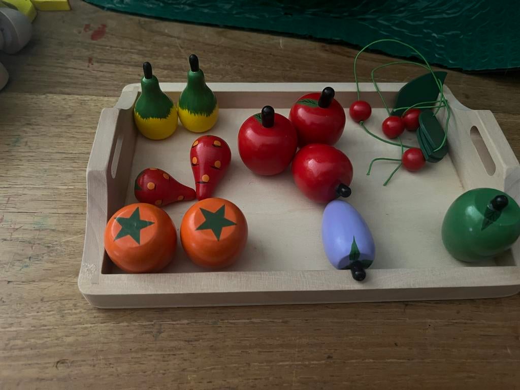 Houten speelgoed fruit voor in de keuken of winkel, Kinderen en Baby's, Speelgoed | Houten speelgoed, Ophalen of Verzenden, Zo goed als nieuw