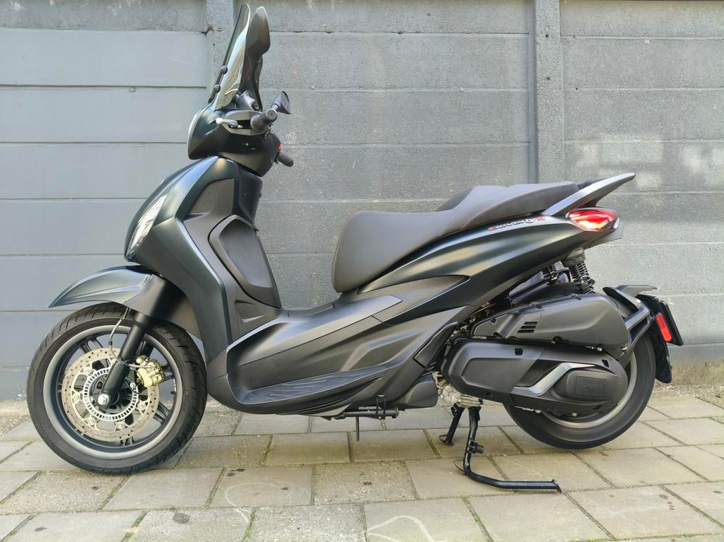 Piaggio Scooter 400 Beverly S HPE mooi en weinig km's, Motoren, Motoren | Piaggio, Scooter, Piaggio, Bedrijf, Info@stebeco.nl