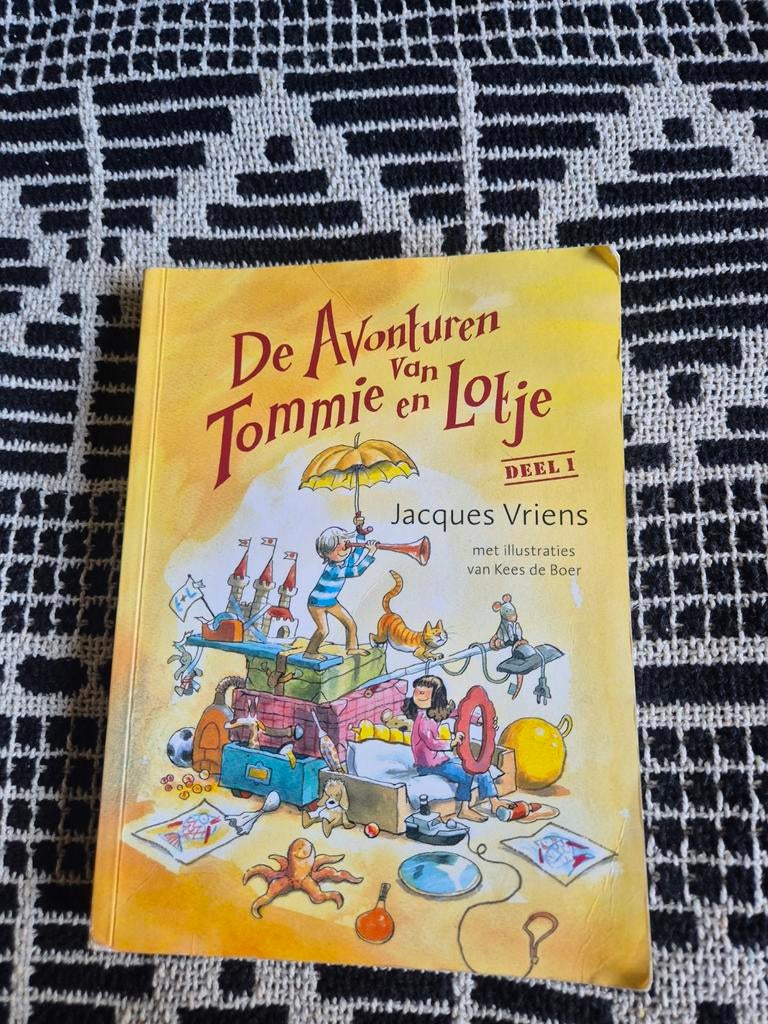 De Avonturen van Tommie en Lotje - Deel 1, Boeken, Ophalen of Verzenden, Gelezen, Jacques Vriens, Fictie algemeen
