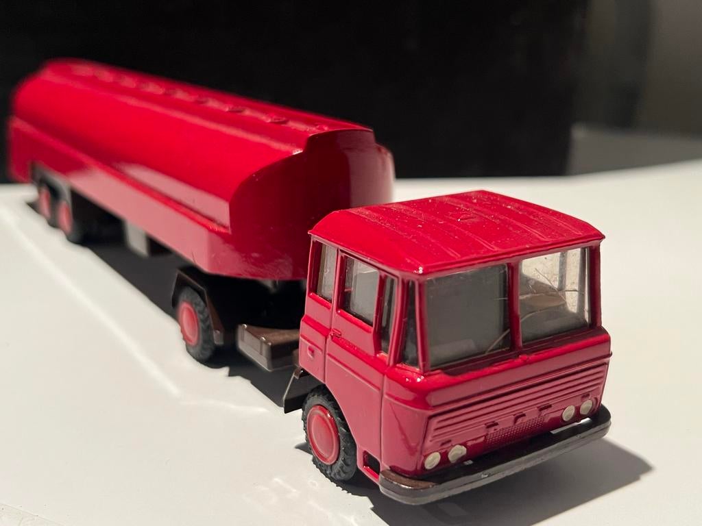 Lion car daf vrachtwagen met tankoplegger, Ophalen of Verzenden, Gebruikt, Bus of Vrachtwagen, Overige merken