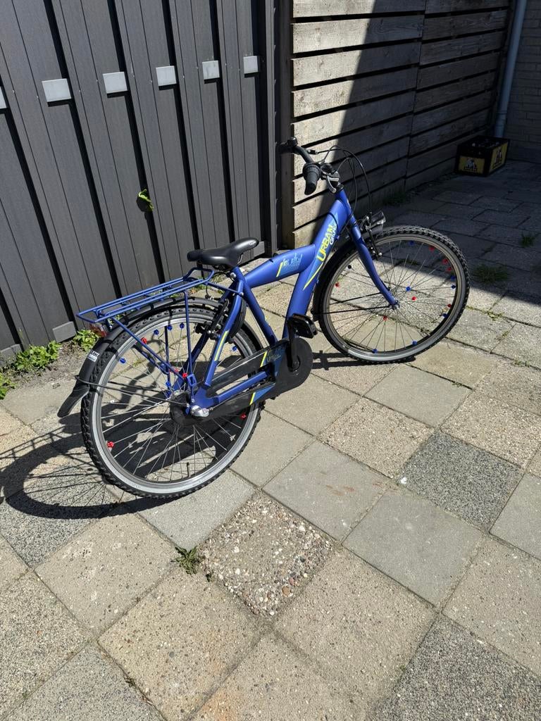 Prachtige jongens fiets, Ophalen, Terugtraprem, 24 inch, Versnellingen