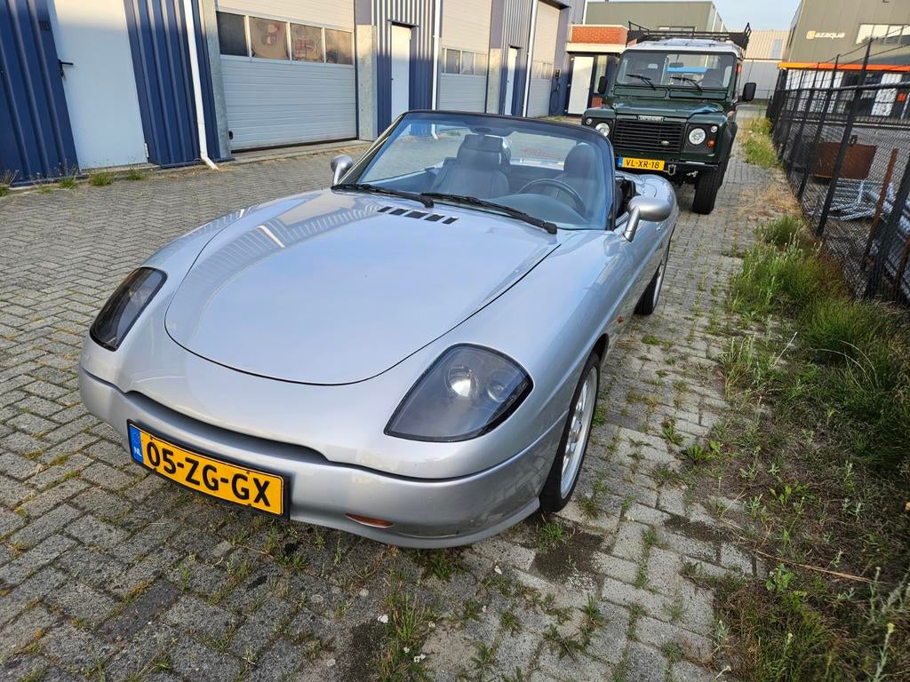 Fiat Barchetta 1.8 16V 1999 Grijs, Voorwielaandrijving, 450 kg, 40 €/maand, Zwart