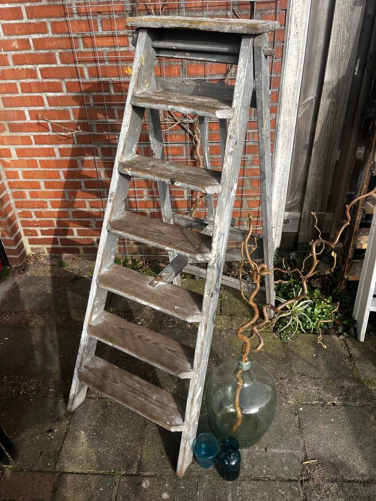 Oude houten trap, Ophalen