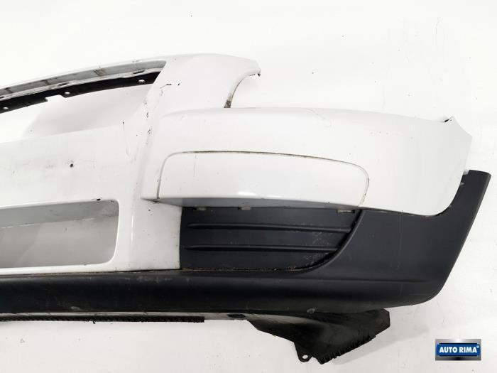 Voorbumper van een Volvo C30 (614), Gebruikt, -, -, Ophalen of Verzenden