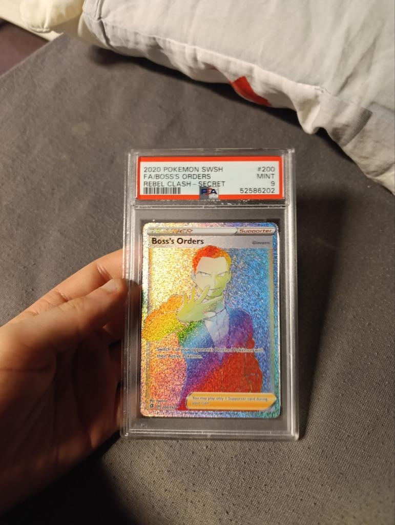 Pokémon Boss's Orders Giovanni Secret Rare PSA 9, Ophalen of Verzenden, Zo goed als nieuw