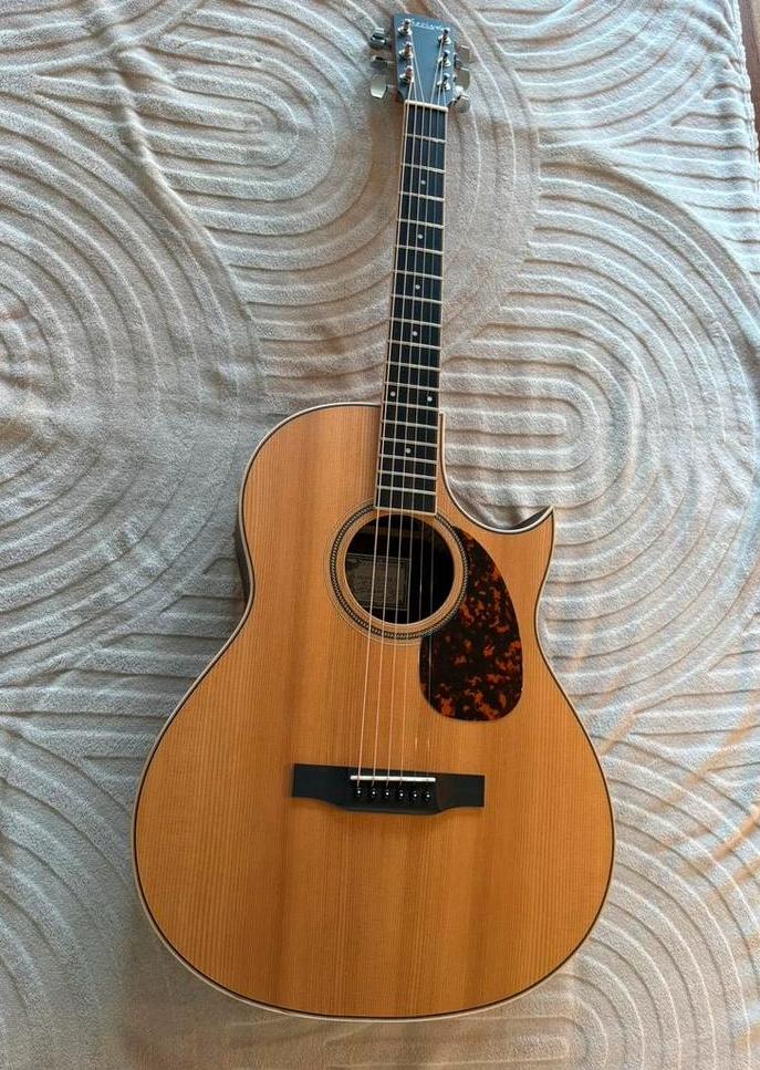 Larrivee Custom C-03R Tommy Emanuel, Muziek en Instrumenten, Ophalen, Nieuw, Western- of Steelstringgitaar, Met koffer