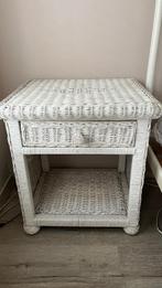 Nachtkastjes riet, Ophalen, Overige materialen, Gebruikt, 55 tot 70 cm