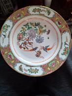 Antiek Chinees porseleinen bord met bloemen en vogels, Antiek en Kunst, Ophalen of Verzenden