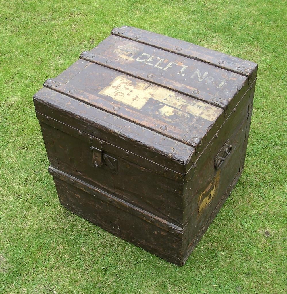 oude hutkoffer / boekenkist, Huis en Inrichting, Woonaccessoires | Kisten, Minder dan 50 cm, Gebruikt, Minder dan 50 cm, Minder dan 50 cm