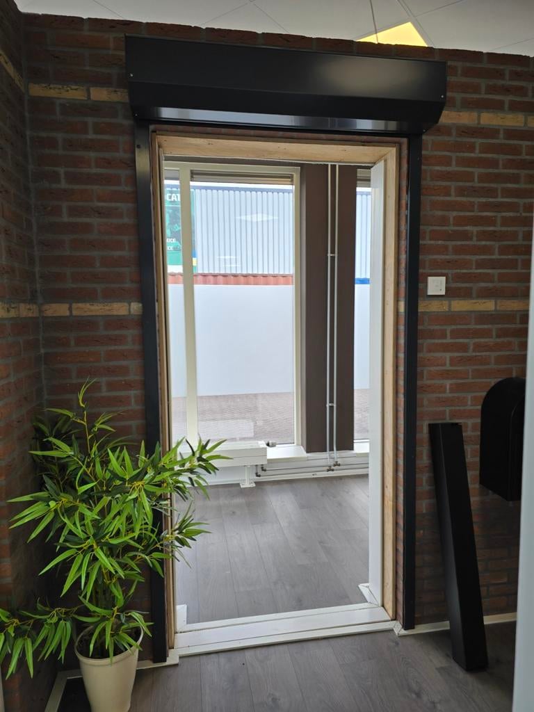 Rolluik voor voordeur antraciet grijs hoogte 242x1180 mm, Doe-het-zelf en Verbouw, Rolluiken, Ophalen, 200 cm of meer