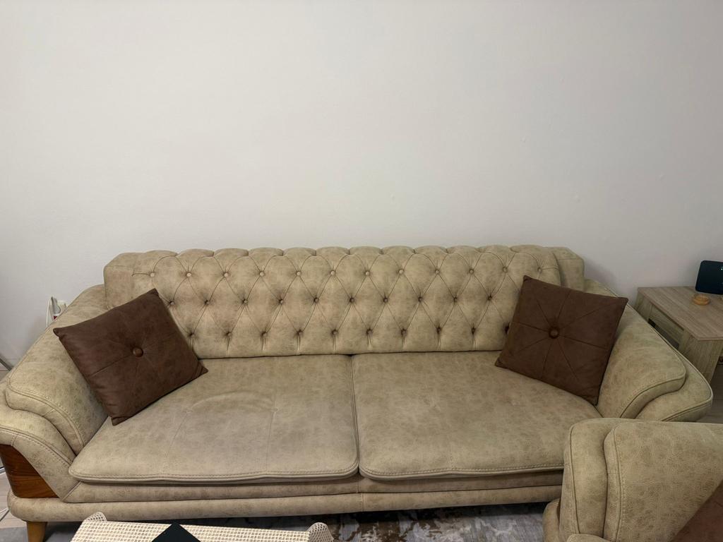 Beige bank, Huis en Inrichting, Banken | Bankstellen, Ophalen of Verzenden, Zo goed als nieuw, 75 tot 100 cm