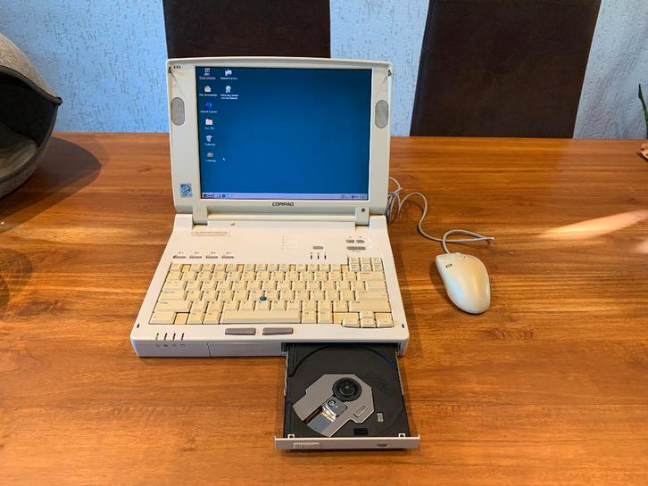Nette Compaq Windows 98 laptop, Pentium MMX 166, ISA audio, Computers en Software, Vintage Computers, Ophalen of Verzenden
