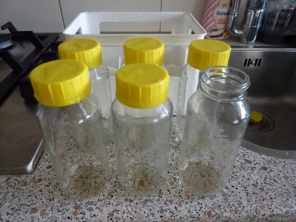 kleine melkflesjes voor dieren, Dieren en Toebehoren, Dierenvoeding, Ophalen of Verzenden