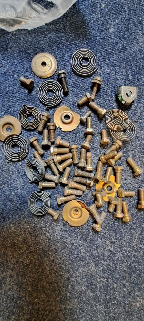 GOLF1 Golf2 gordel veren en bouten mk1 gti mk2 16v vag, Ophalen of Verzenden, Bumper