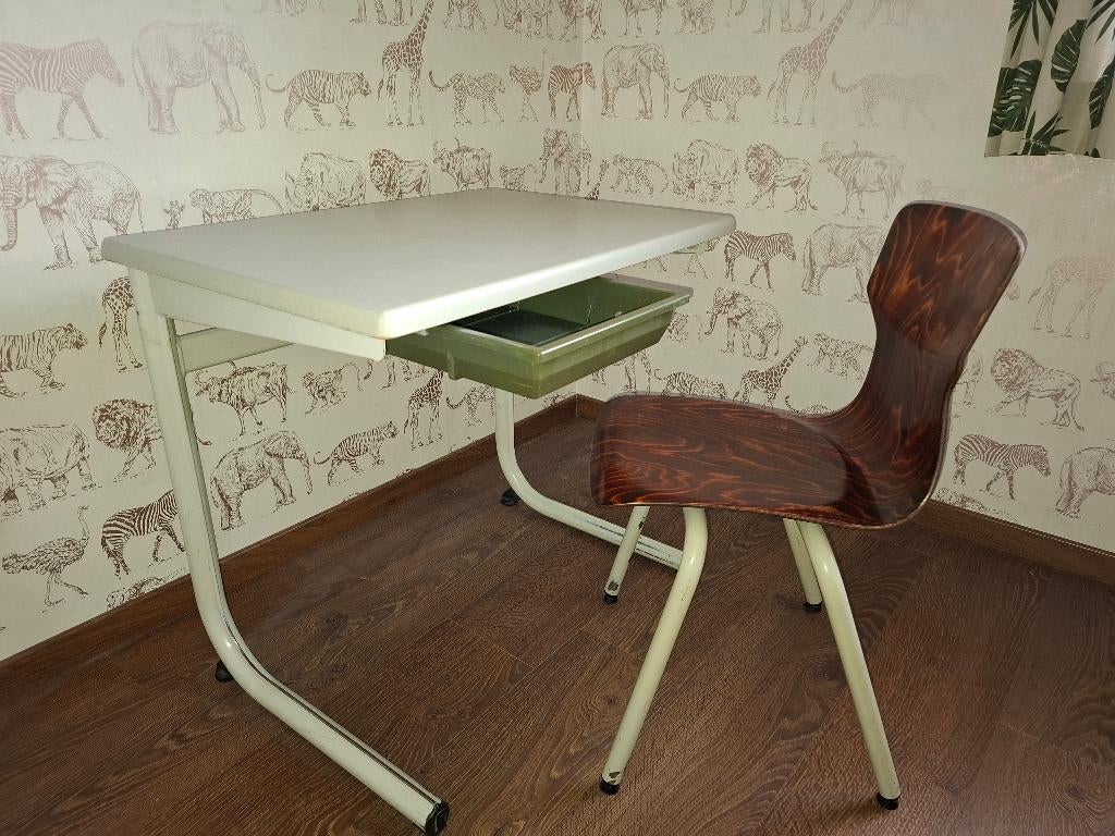 Eromes school tafel met stoel en lade, Ophalen, Gebruikt, Tafel(s) en Stoel(en)