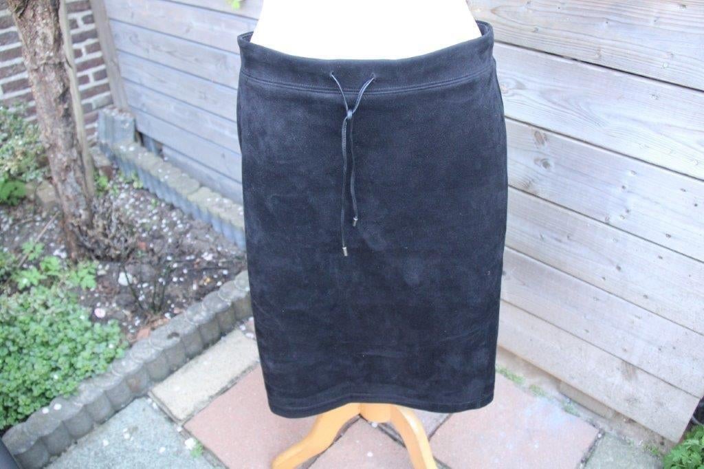 Rok zwart Opus mt 40 suede Look Vaste prijs OPRUIMING, Kleding | Dames, Rokken, Maat 38/40 (M), Zwart, Ophalen of Verzenden, Zo goed als nieuw