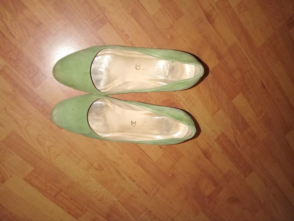 Groene Unisa pumps maat 41, Kleding | Dames, Schoenen, Ophalen of Verzenden, Zo goed als nieuw, Groen