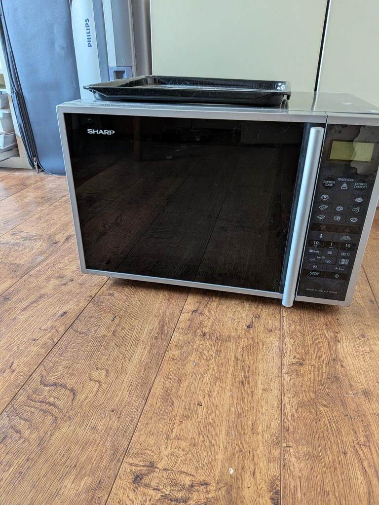 Sharp Combi Magnetron R961 INW - ZGAN, incl. accessoires, Witgoed en Apparatuur, Magnetrons, Ophalen, Combimagnetron, Hete lucht