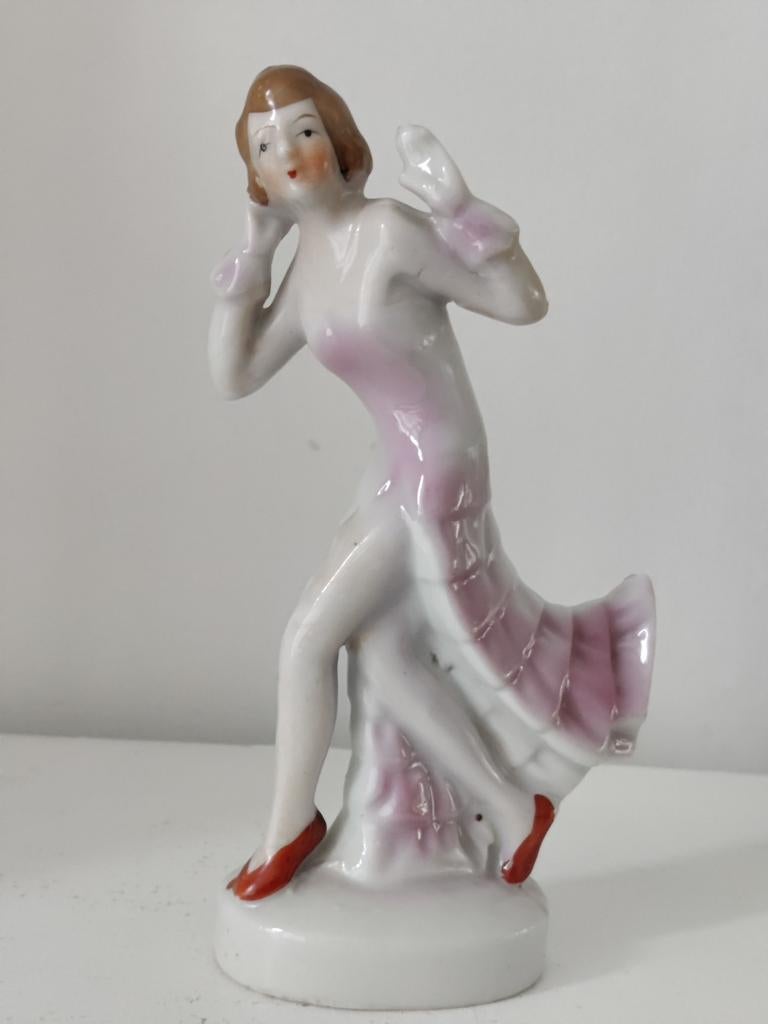 Art deco dame dansend stapjes, Antiek en Kunst, Antiek | Porselein, Ophalen of Verzenden