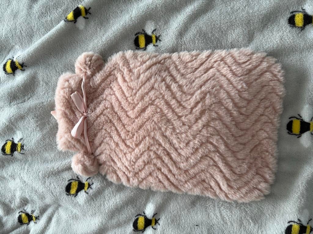 Warm water kruik rubber en stof., Huis en Inrichting, Ophalen of Verzenden, Zo goed als nieuw