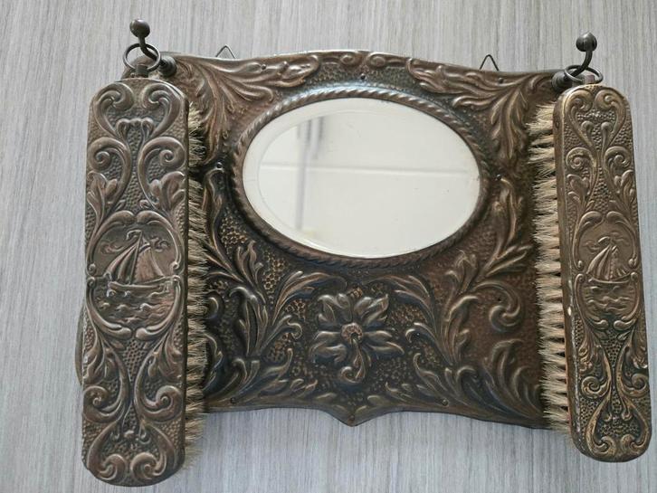 Antieke schoenpoetsset met spiegel en borstels, Antiek en Kunst, Antiek | Woonaccessoires, Ophalen of Verzenden