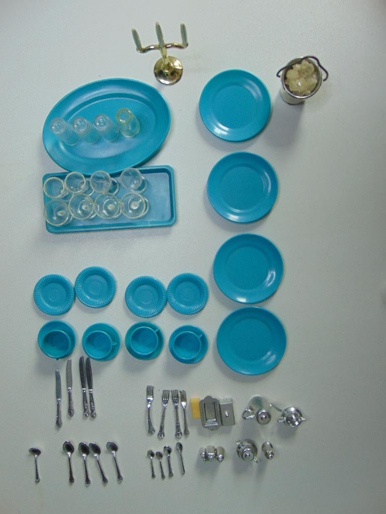 Sindy Barbie Marx servies voor 4 personen 1e, Ophalen of Verzenden, Gebruikt, Accessoires