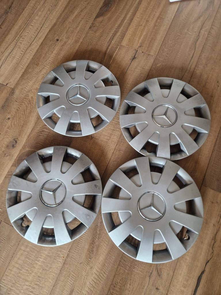 Mercedes Benz originele wieldoppen 16 inch, Ophalen, Gebruikt