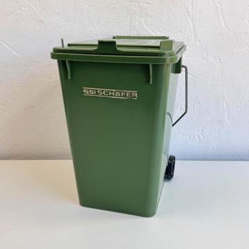 Miniatuur groen afval container | SSI Schäffer Maarssen beschikbaar voor biedingen