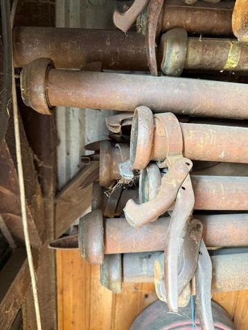 Beregenings  buizen (stalen) beschikbaar voor biedingen
