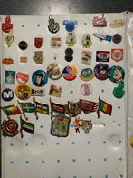 Vintage jaren 60 reclame speldjes, Verzamelen, Speldjes, Pins en Buttons, Ophalen, Gebruikt, Overige onderwerpen, Speldje of Pin