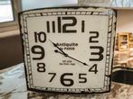 Decoratieve wandklok in vintage stijl, Ophalen, Onbekend, Zo goed als nieuw, Onbekend