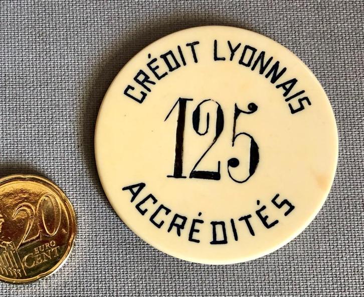 Antiek Casino Spelfiche / Jeton 'Crédit Lyonnais' Waarde 125, Hobby en Vrije tijd, Gezelschapsspellen | Bordspellen, Gebruikt