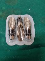 wijnfles schenktuit drie stuks nieuw, Ophalen of Verzenden