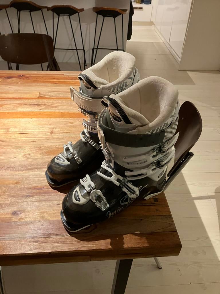 Fischer Skischoenen mt 27,5, 100 tot 140 cm, Schoenen, Ophalen of Verzenden, Skiën