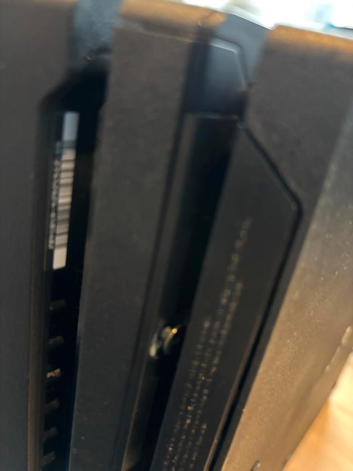 Playstation 4 pro te koop, Spelcomputers en Games, Spelcomputers | Sony PlayStation 4, Gebruikt, Pro, 1 TB, Met 3 controllers of meer