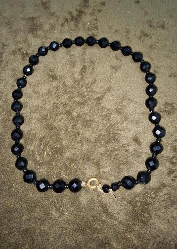Vintage granaat collier. beschikbaar voor biedingen