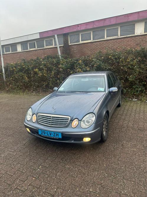 Mercedes-Benz E-Klasse 2.6 E240AUT 2003 Benzine/Gas, Auto's, Mercedes-Benz, Particulier, E-Klasse, Benzine, E, Sedan, Automaat