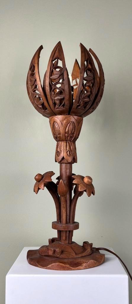 Lotus lamp handgemaakt van hout, Huis en Inrichting, Lampen | Tafellampen, Ophalen