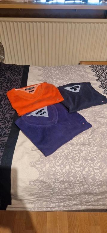3x Tommy Hilfiger Trui Maat L beschikbaar voor biedingen