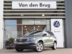 Skoda Karoq 1.5 TSI 150 pk DSG ACT Ambition | Navigatie | LE, Auto's, Skoda, Stof, 4 cilinders, 150 pk, Karoq